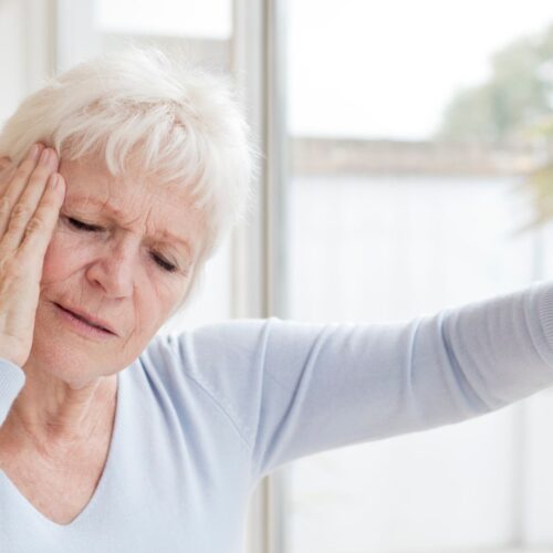 Najczęstsze przyczyny utraty świadomości – kiedy wezwać pogotowie i jak działać?